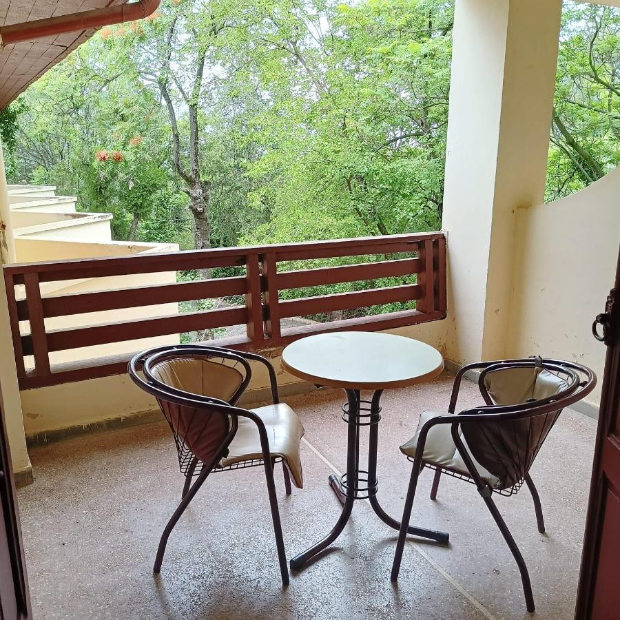 Hotel Panorama 艾兹鲁 外观 照片