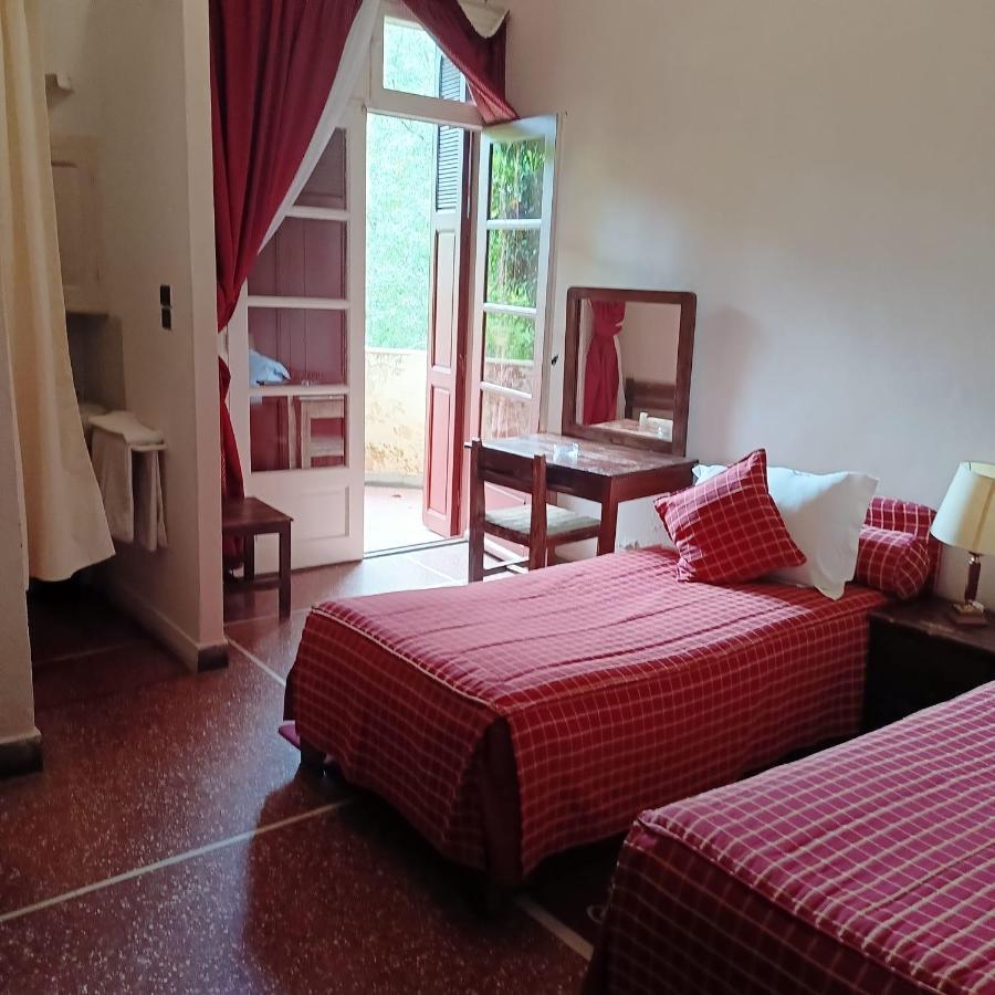 Hotel Panorama 艾兹鲁 外观 照片